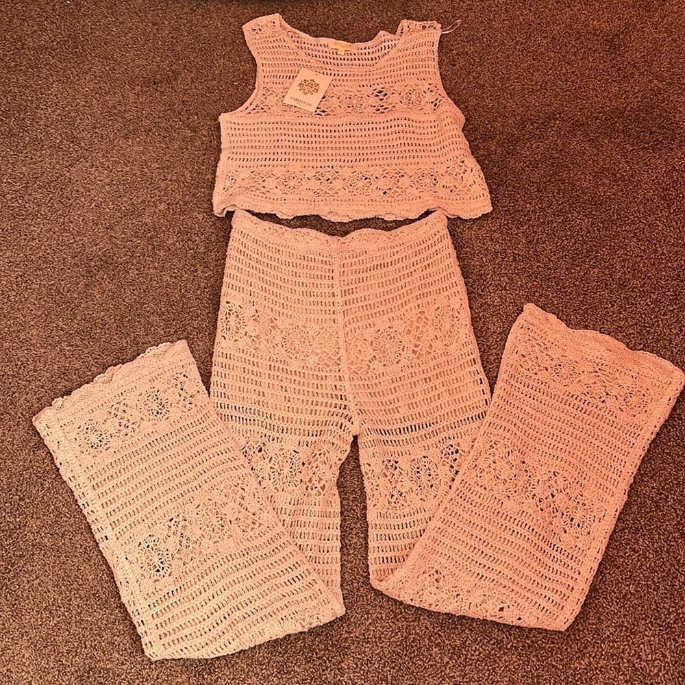 Crochet tank and pant set new